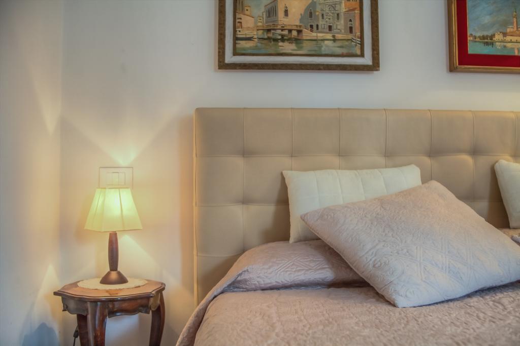 Residenza De L'Osmarin Suites Wenecja Zewnętrze zdjęcie